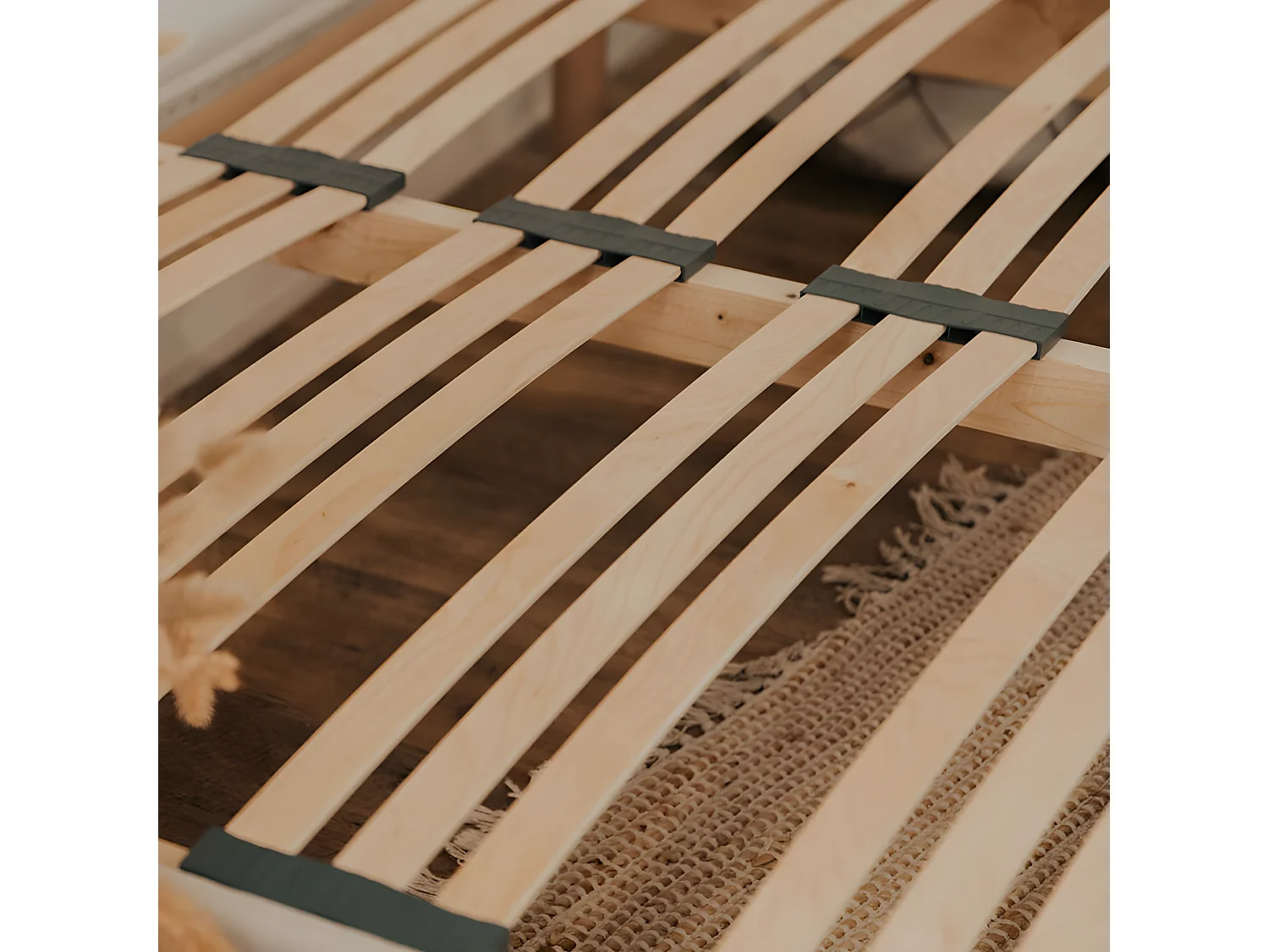 Sommier déco en kit beige ep 15cm avec pieds 180x200