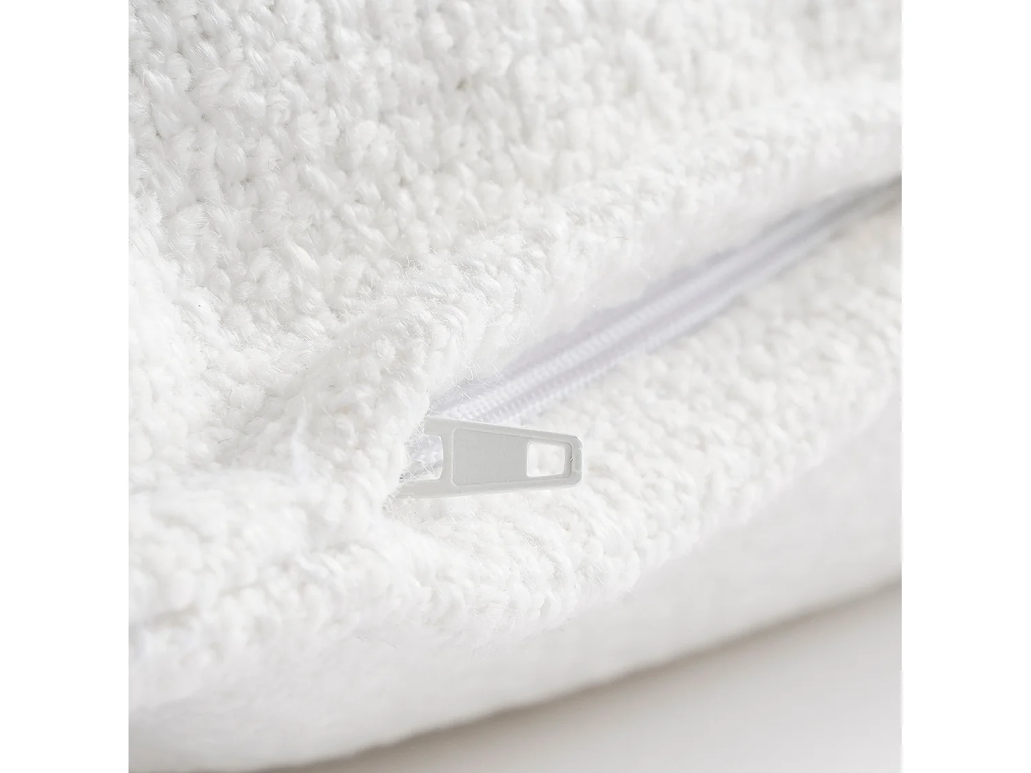 Sierkussen van gerecycled polyester - 45 x 45 x 10 - Off white - NATALIE