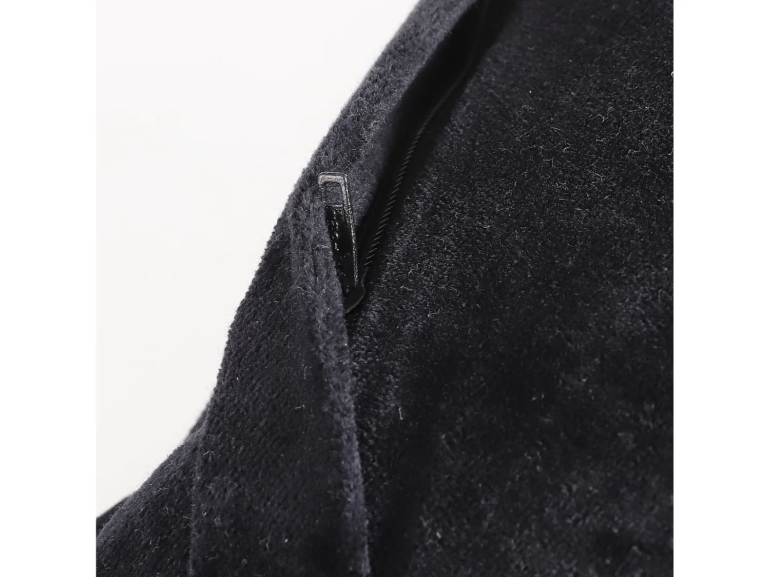 Coussin en coton - 50 x 50 x 12 - Noir - CHARME