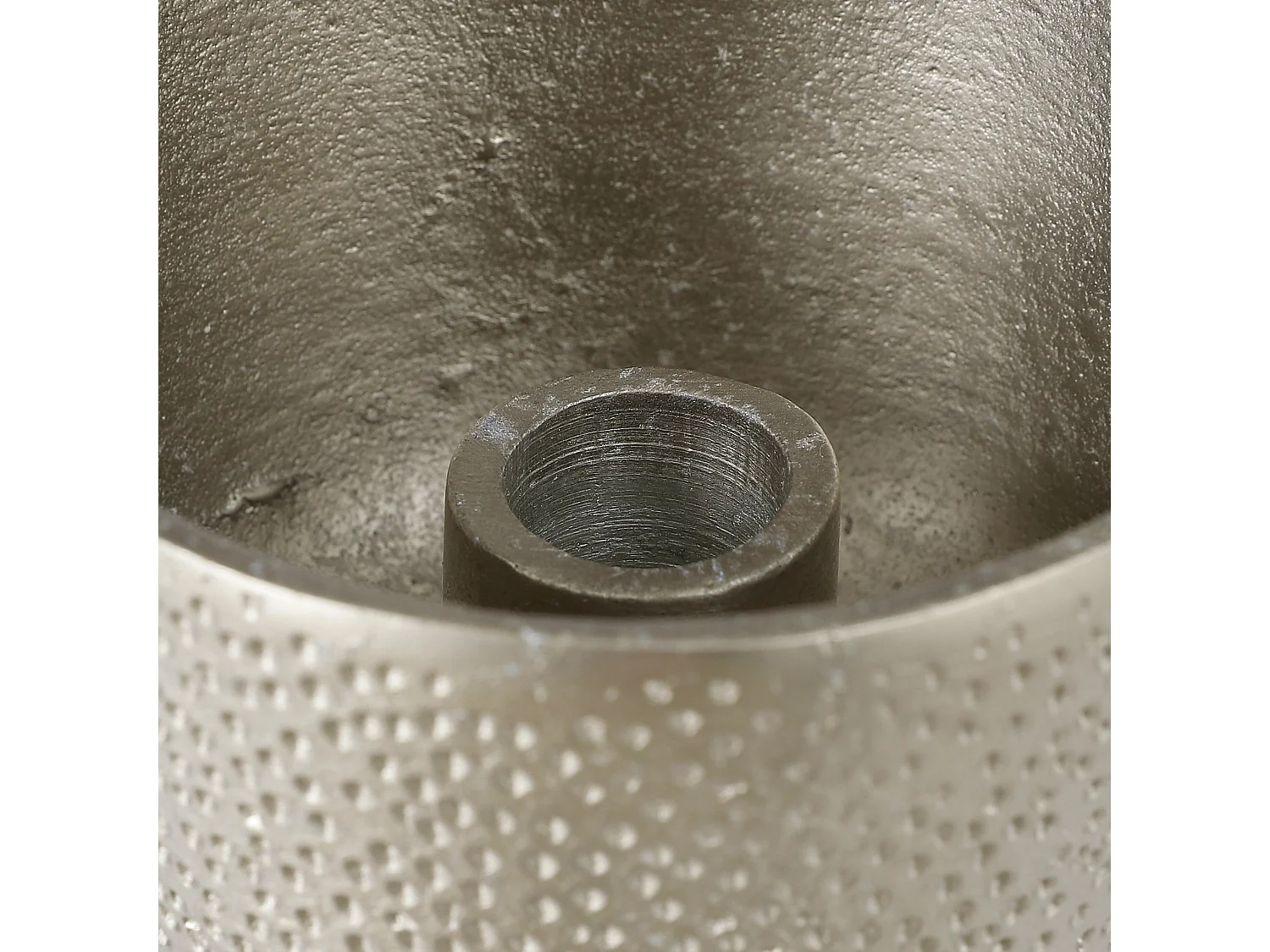 Kandelaar van aluminium - ⌀10,5 x 21,5 - Zilver, antiek - DAKAR