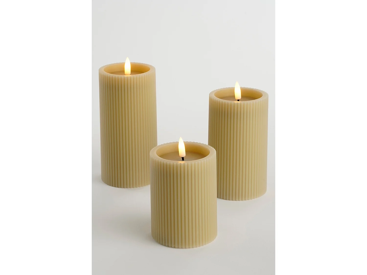 Bougie LED en paraffine et ps - 15 x 7.5 - Taupe -