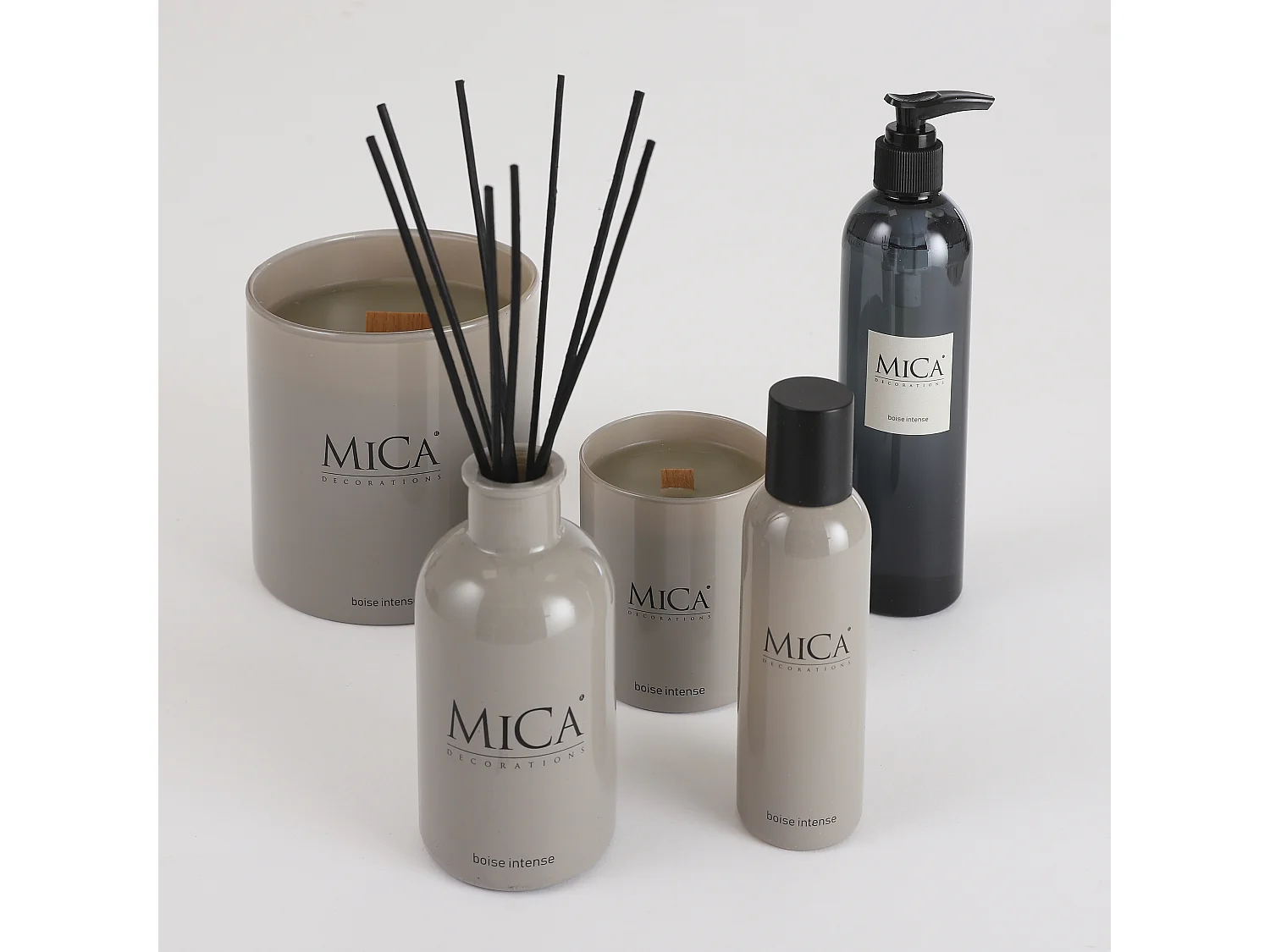 Bougie parfumee en cire - Ø7,5 x 8,5 - Taupe -