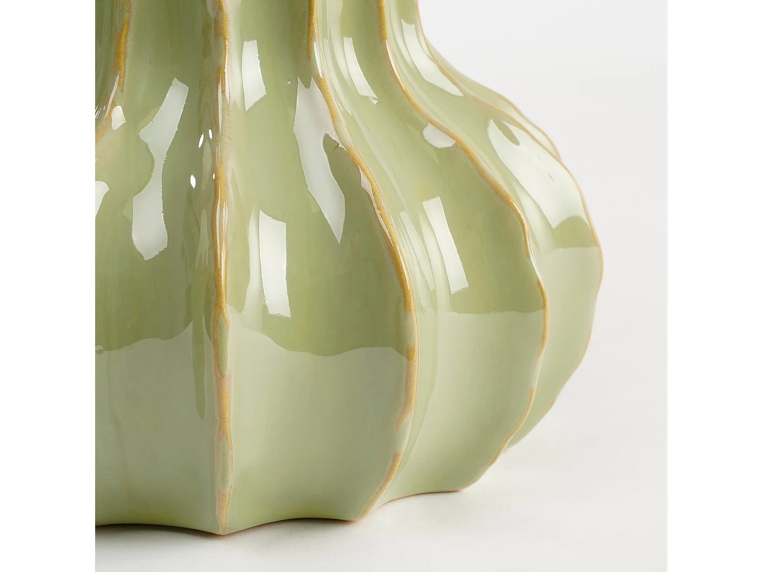 Vase en céramique - 21 x Ø17 - Vert clair - ALTEA