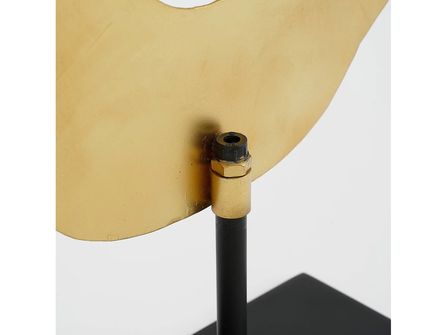 Sculpture en métal - 26 x 10 x 37 - Gris -