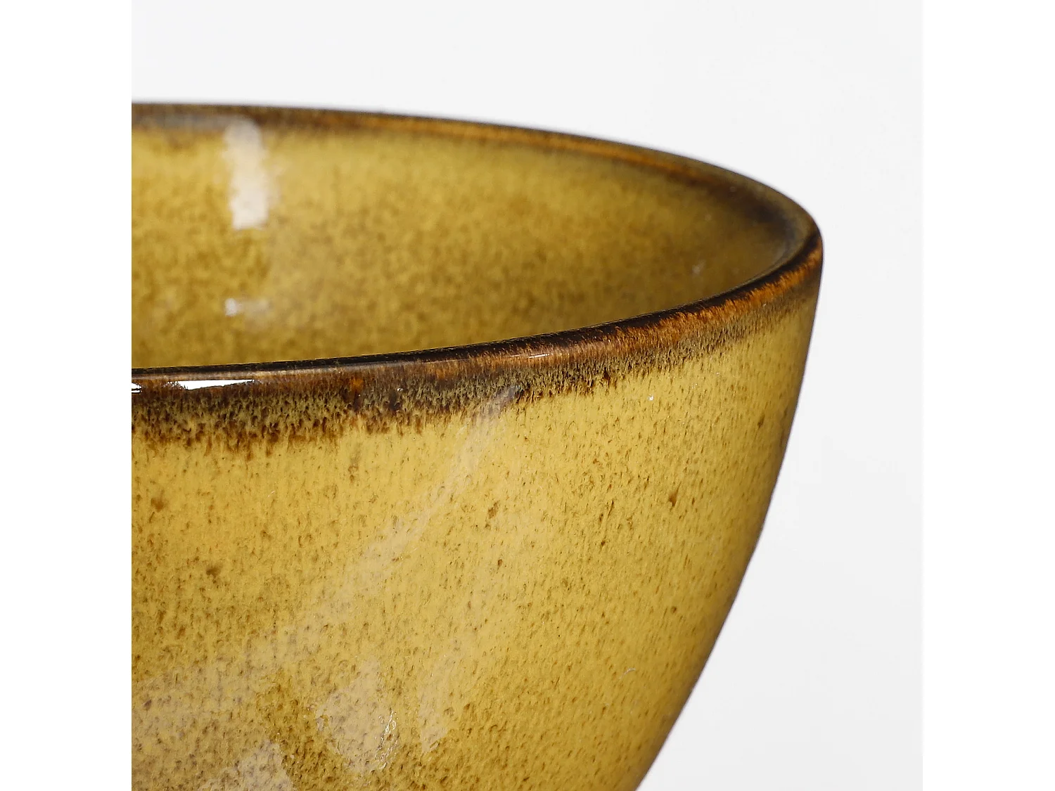 Service complet en céramique - Ø26 / Ø20,5 / Ø15 x 8 / Ø8 x 10,5 - Ocre - TABO