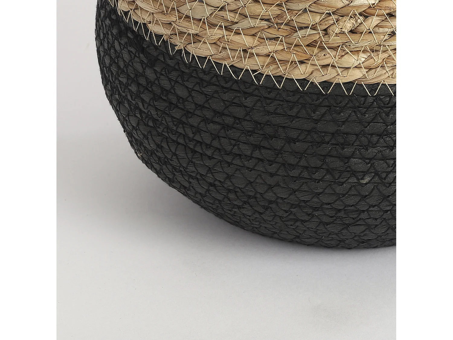 Ensemble de panier a plantes en jonc de mer et plastique - Ø26 x 24 - Noir, marron clair - JORCK