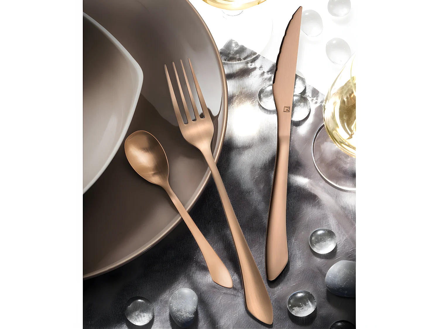 Zestaw sztućców 16 elementów Instinct Cuivre Mat Amefa - Sztućce ze stali nierdzewnej