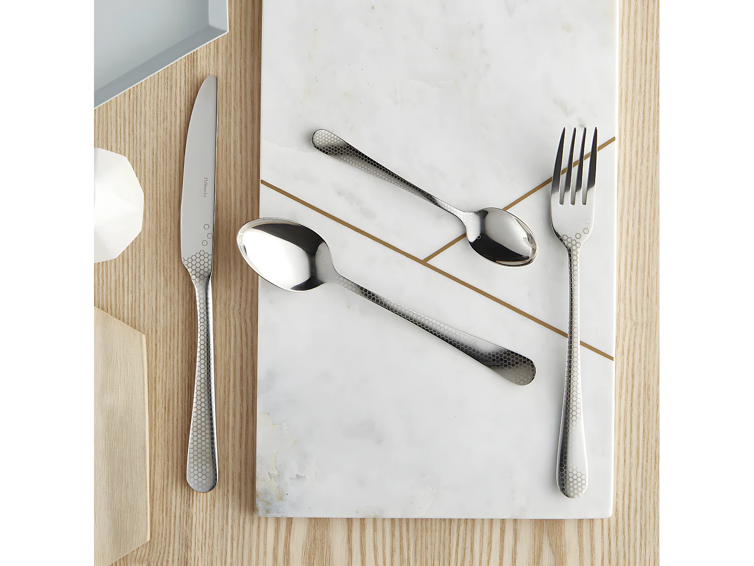 Servizio Posate 24 pezzi Graffiti Nido d'Ape in Acciaio Inossidabile - Design Esagonale - Scatola Regalo