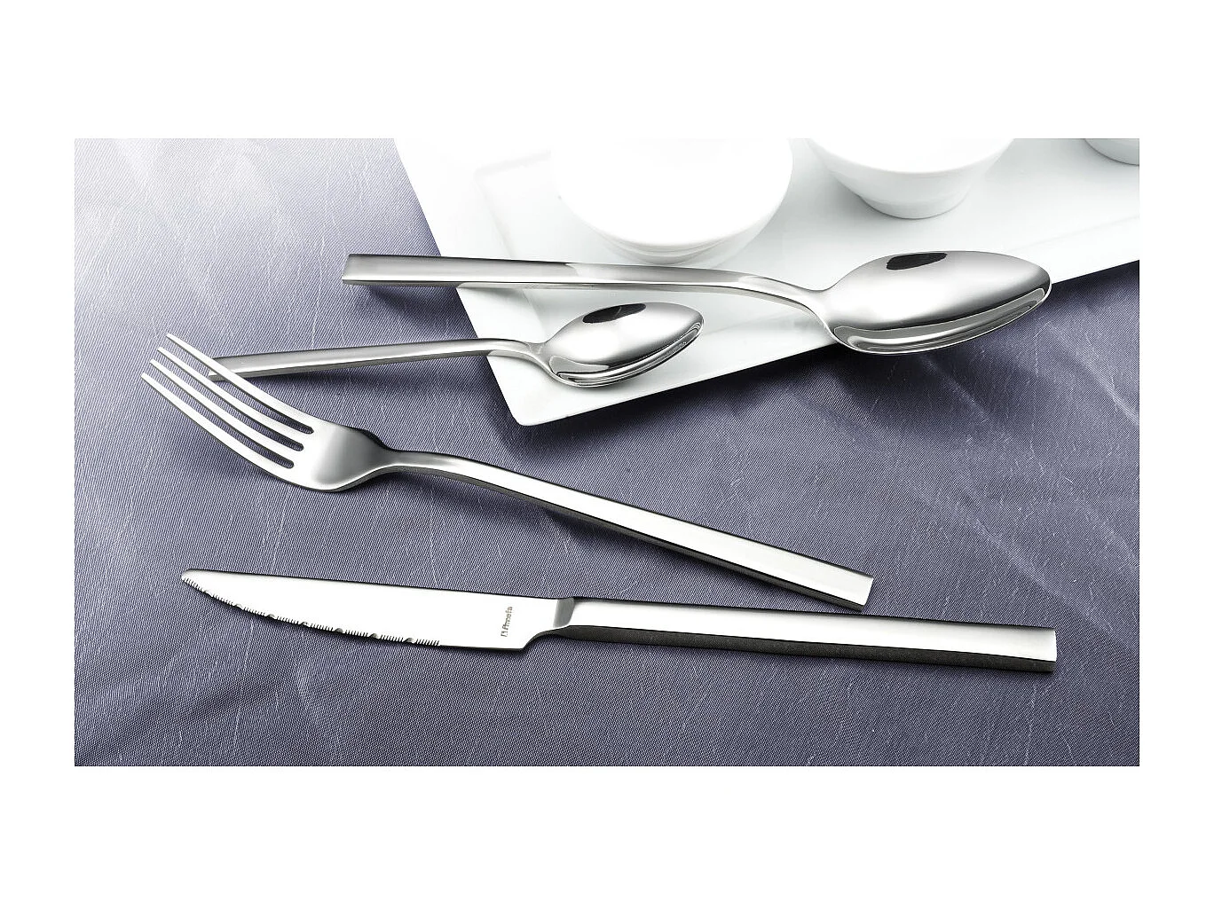 Caractère - Ménagère 24 pièces