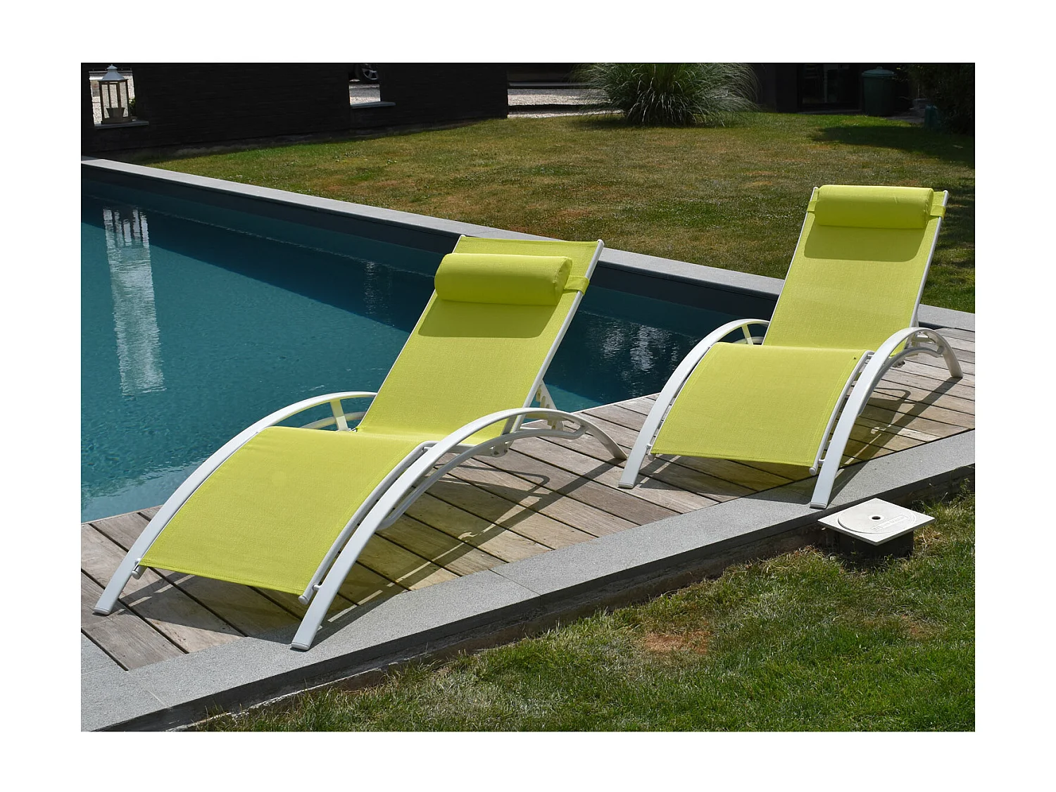 Set di 2 sedie a sdraio GALAPAGOS in textilene verde - alluminio bianco