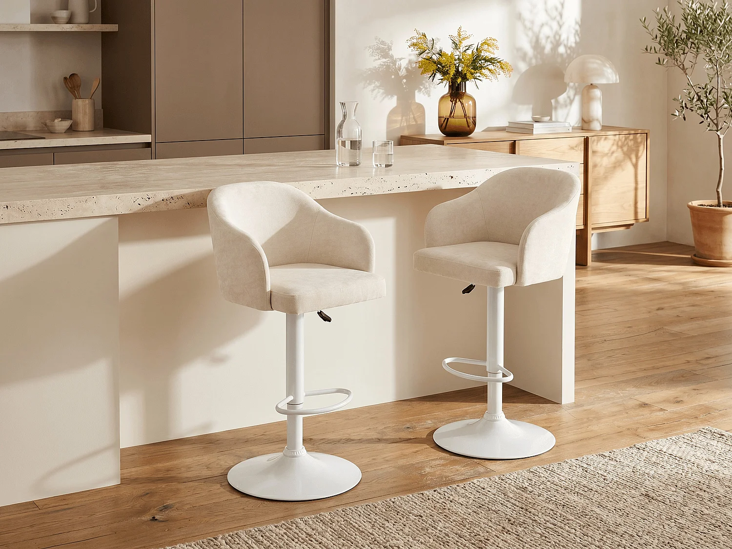 Lot de 2 tabourets de bar en tissu et métal - Hauteur réglable - Crème et blanc - CARSTEN