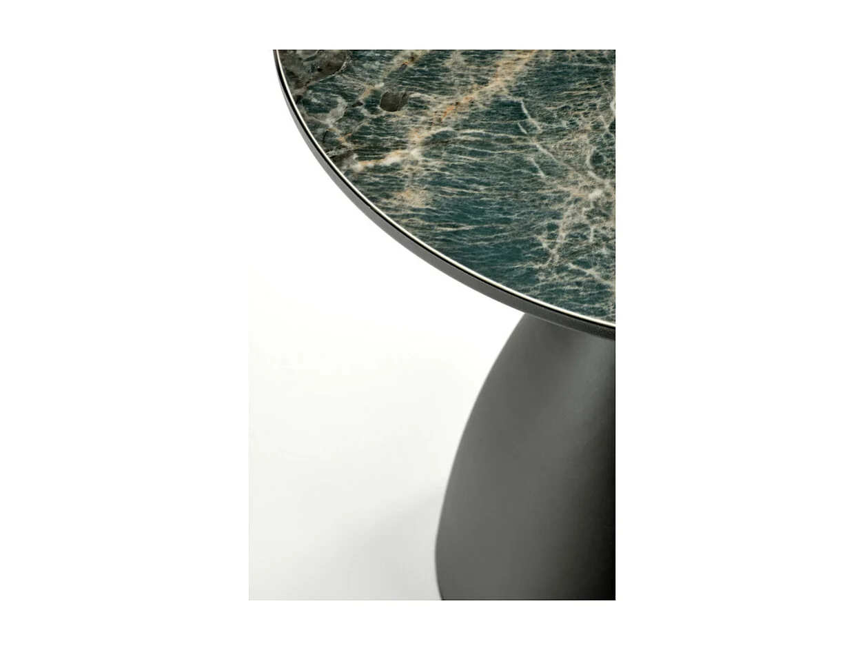 Mesa de pedestal de diseño con aspecto de mármol verde y base Starz negra y dorada