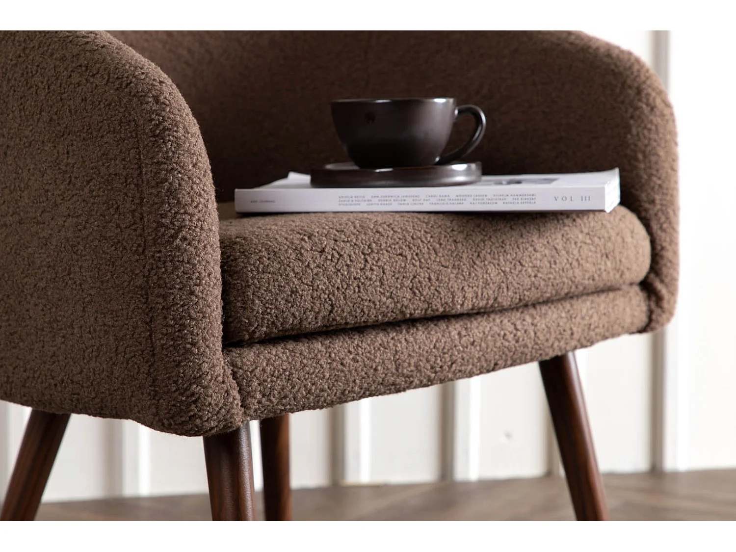 Wanda Sessel teddy braun.