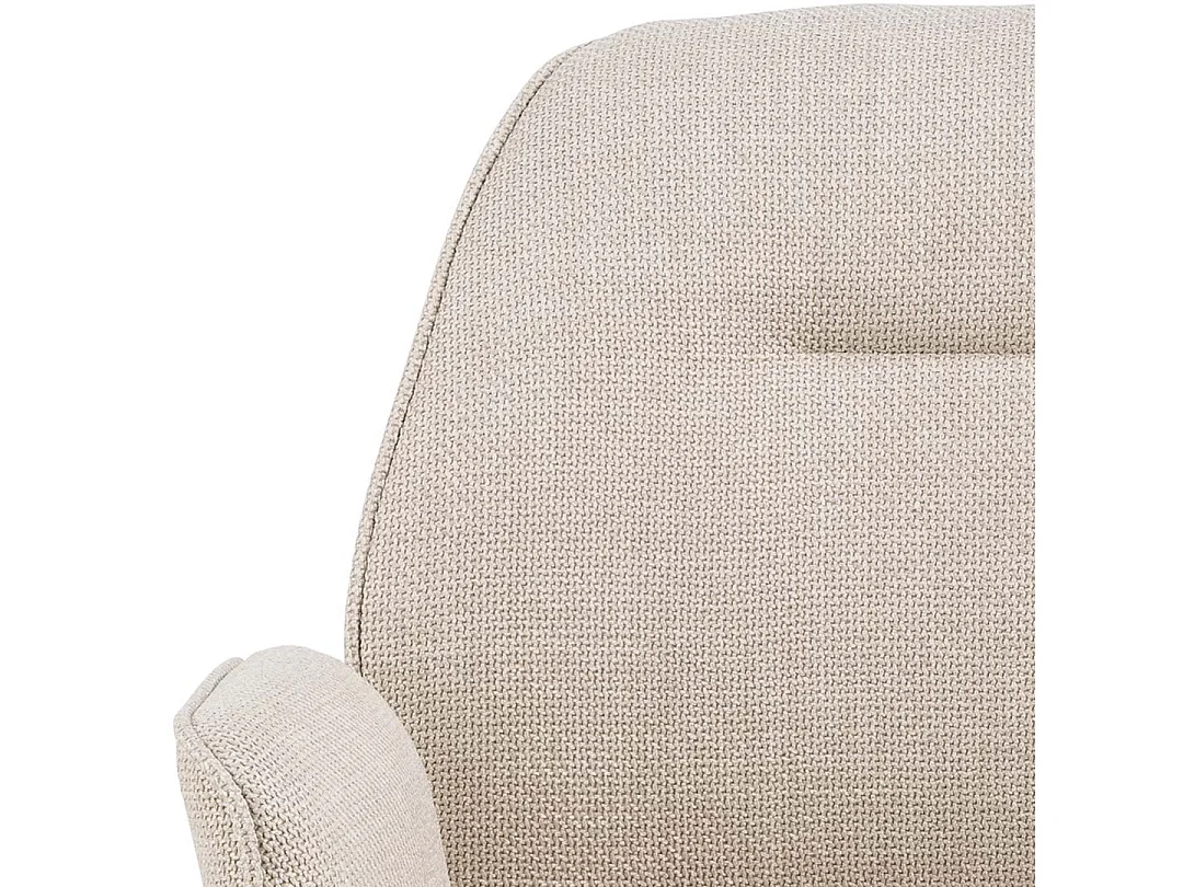 Aura chaise de salle à manger avec accoudoirs beige.