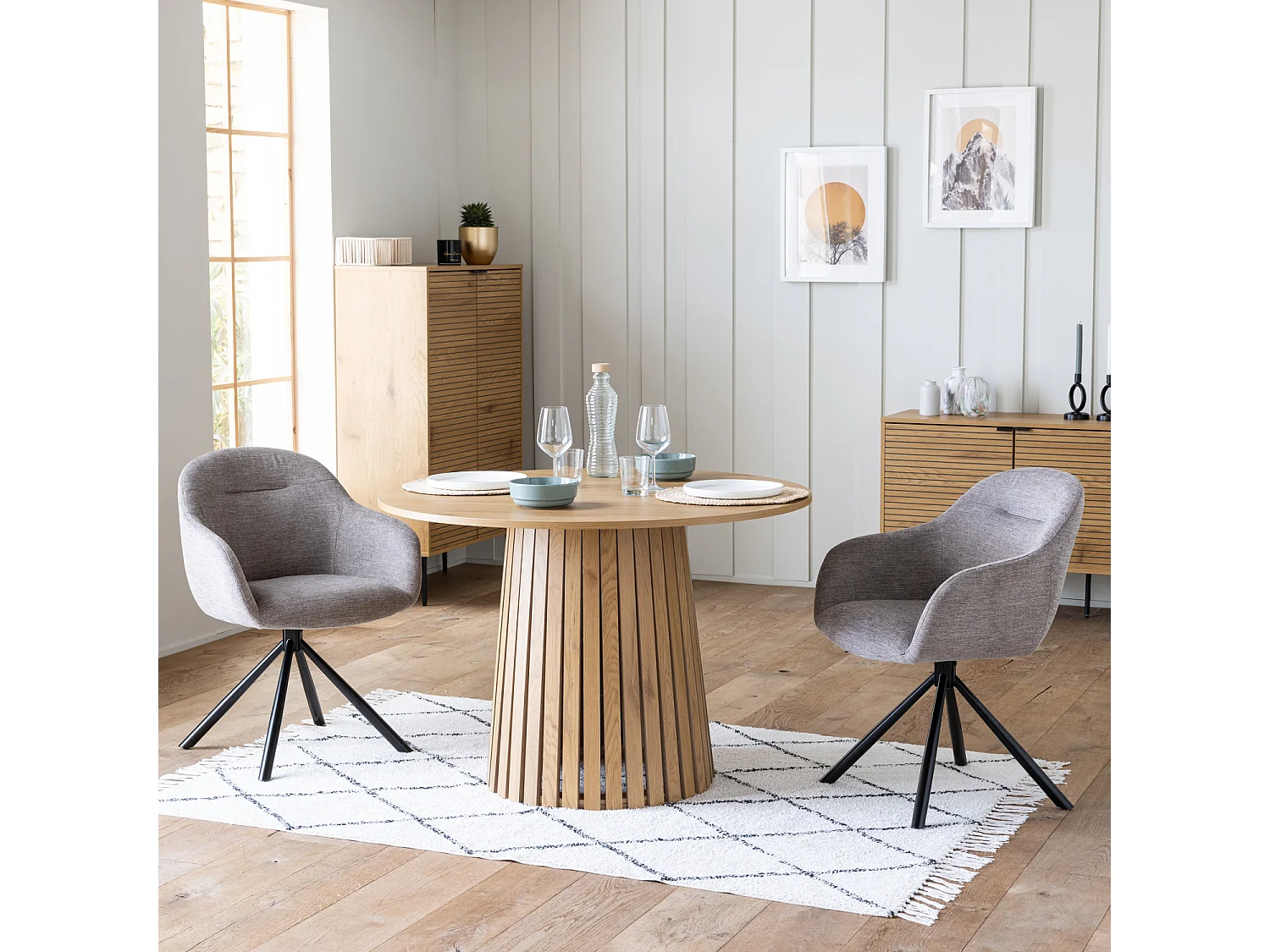 LIV Tavolo da pranzo rotondo 110 cm in stile scandinavo