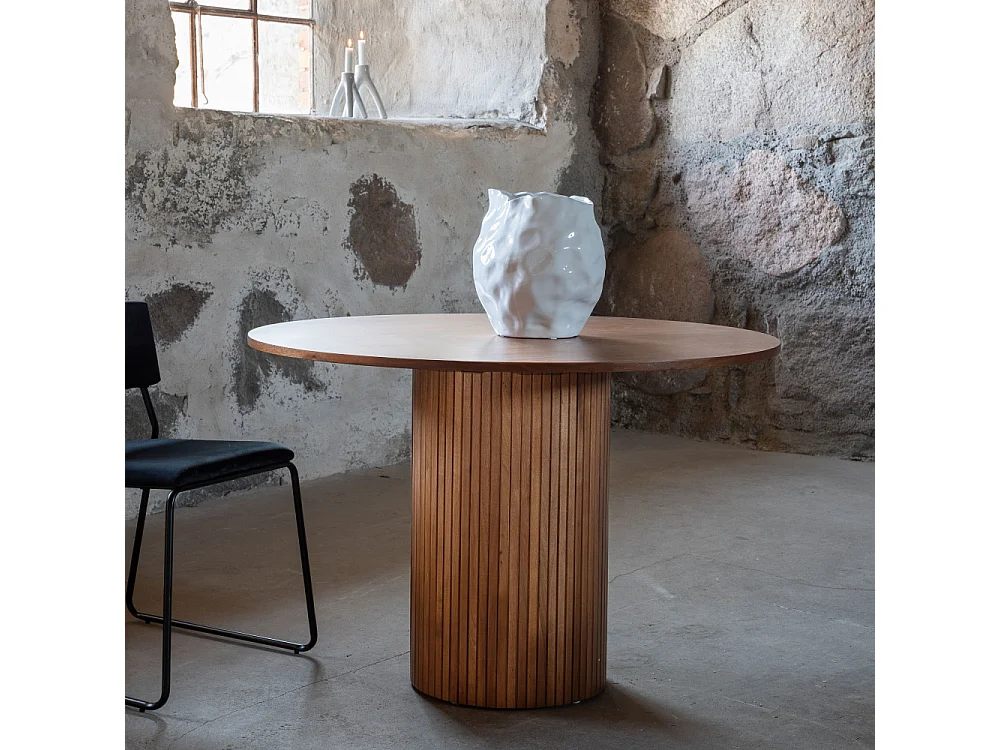 Bianca eetkamertafel Ø110cm eik fineer.