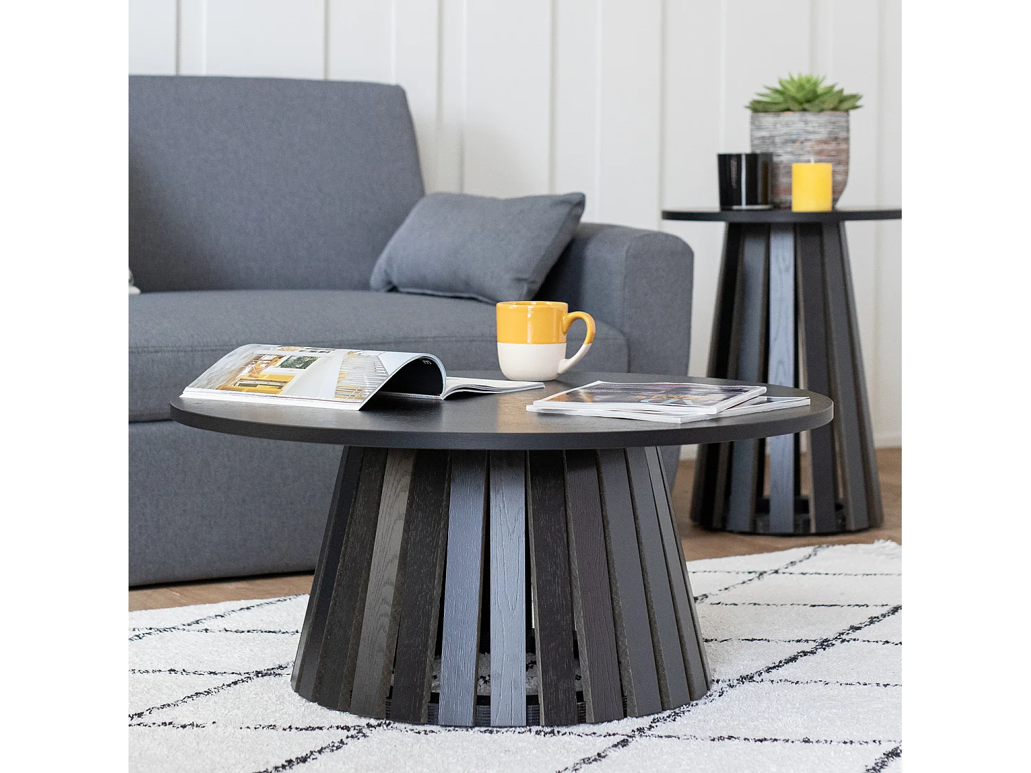 Table basse ronde 80cm style scandinave noire LIV - HAPPY GARDEN