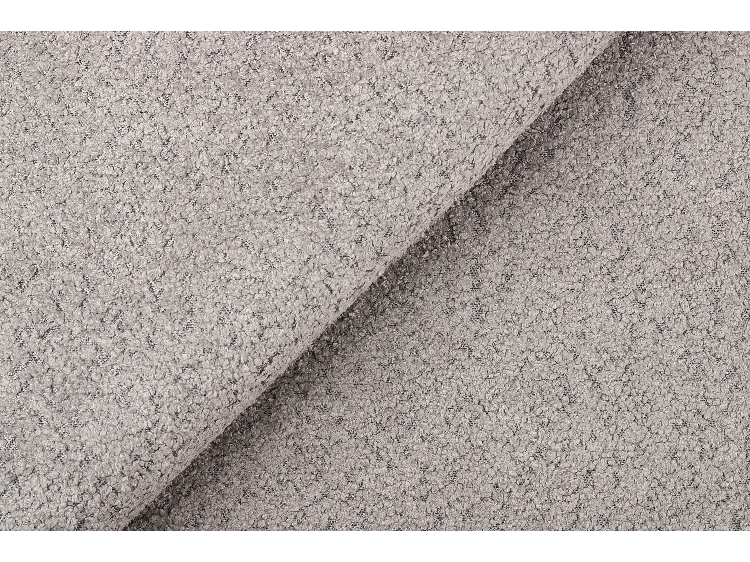 Polsterbett Uriah Boucle Stoff Füße aus Massivholz