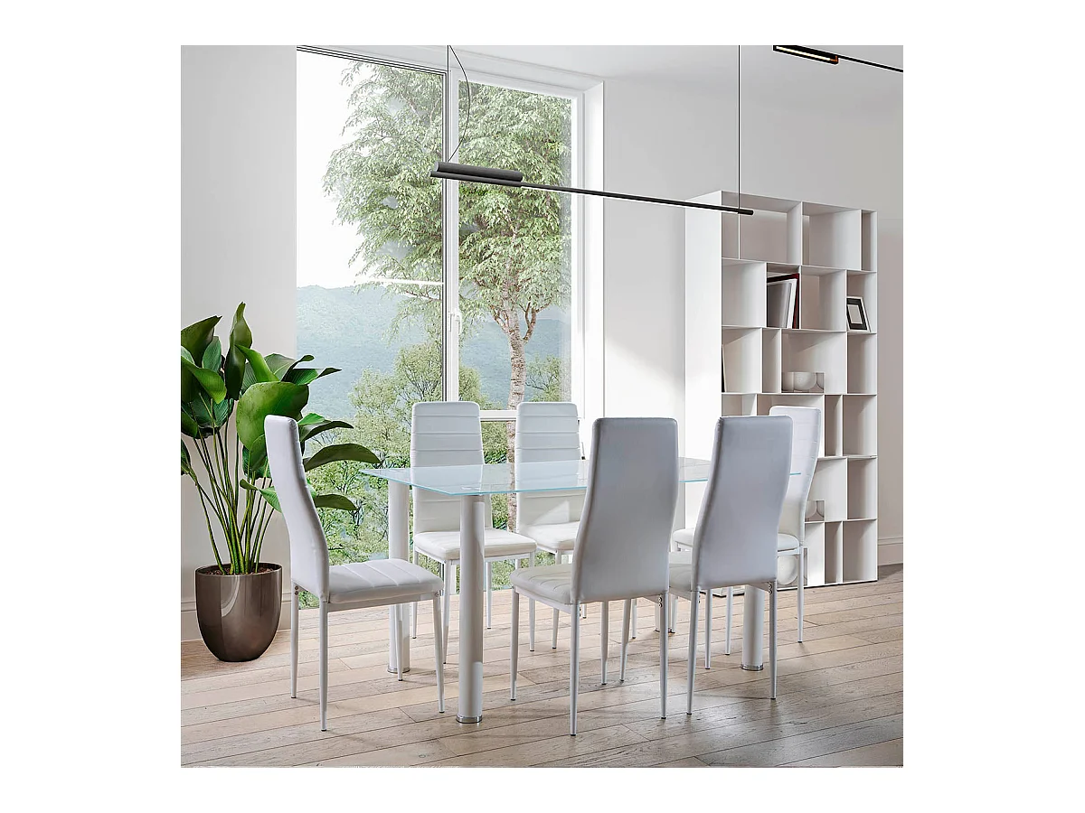 Mesa de vidro temperado + 6 cadeiras em couro sintético. Sala de jantar ou cozinha