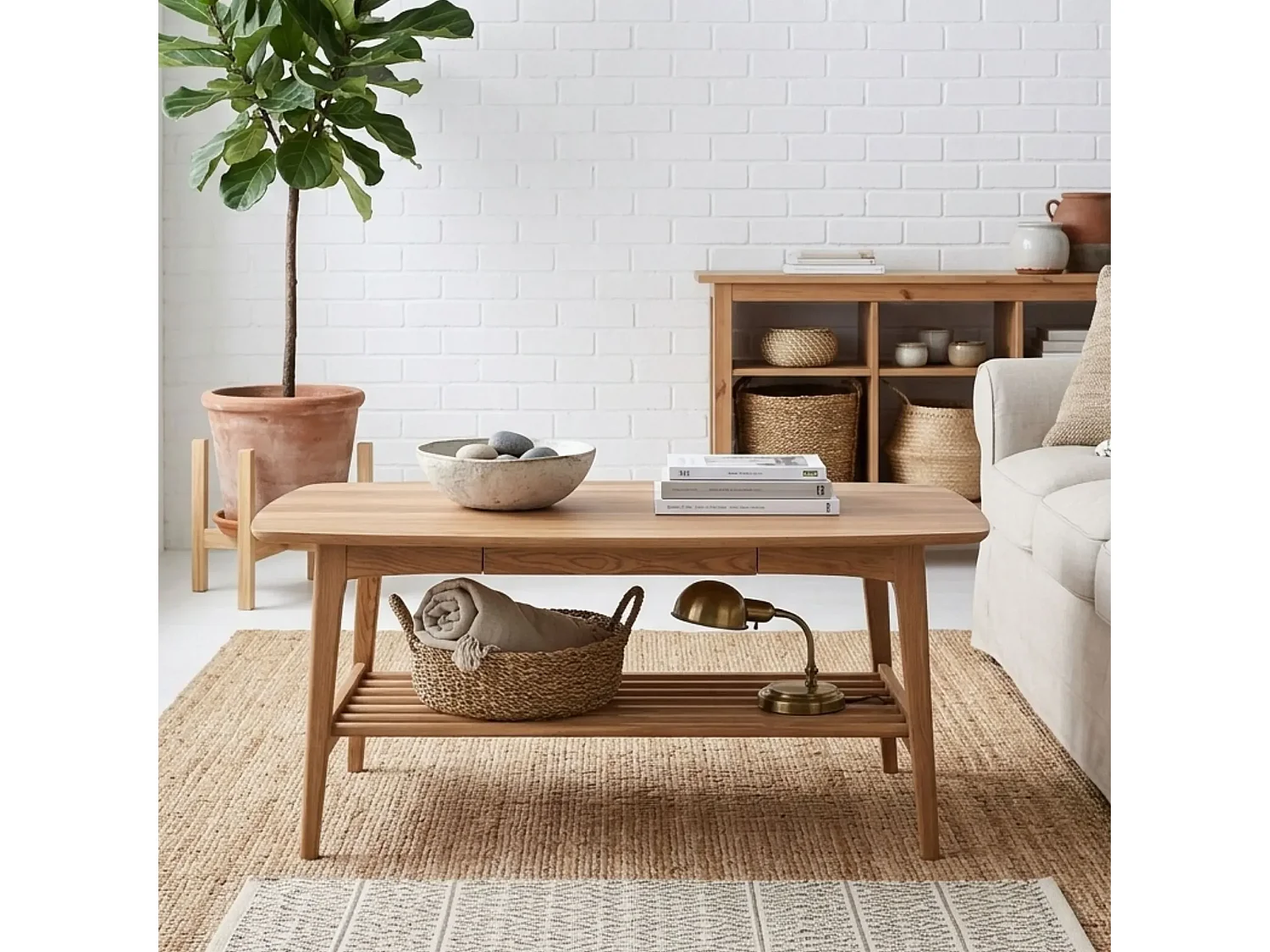 Table basse scandinave rectangulaire en bois massif avec rangement - ELEA