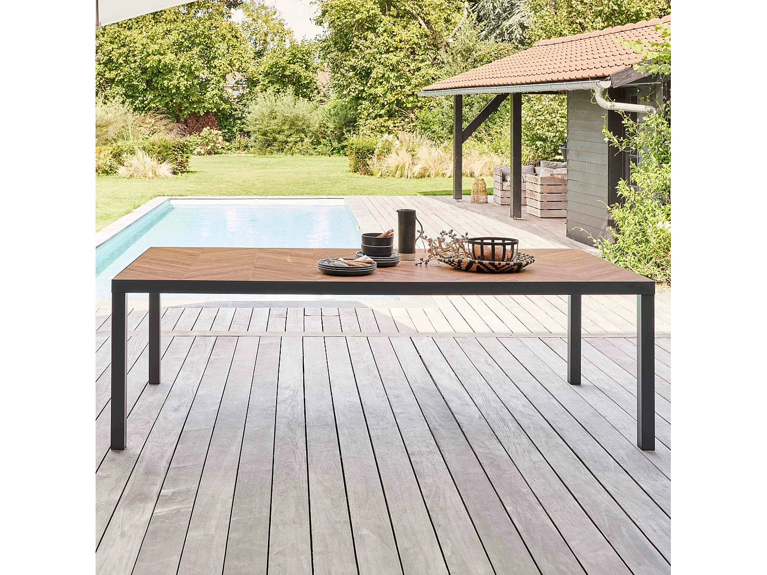 Table de jardin en céramique effet bois chevron - Tivoli