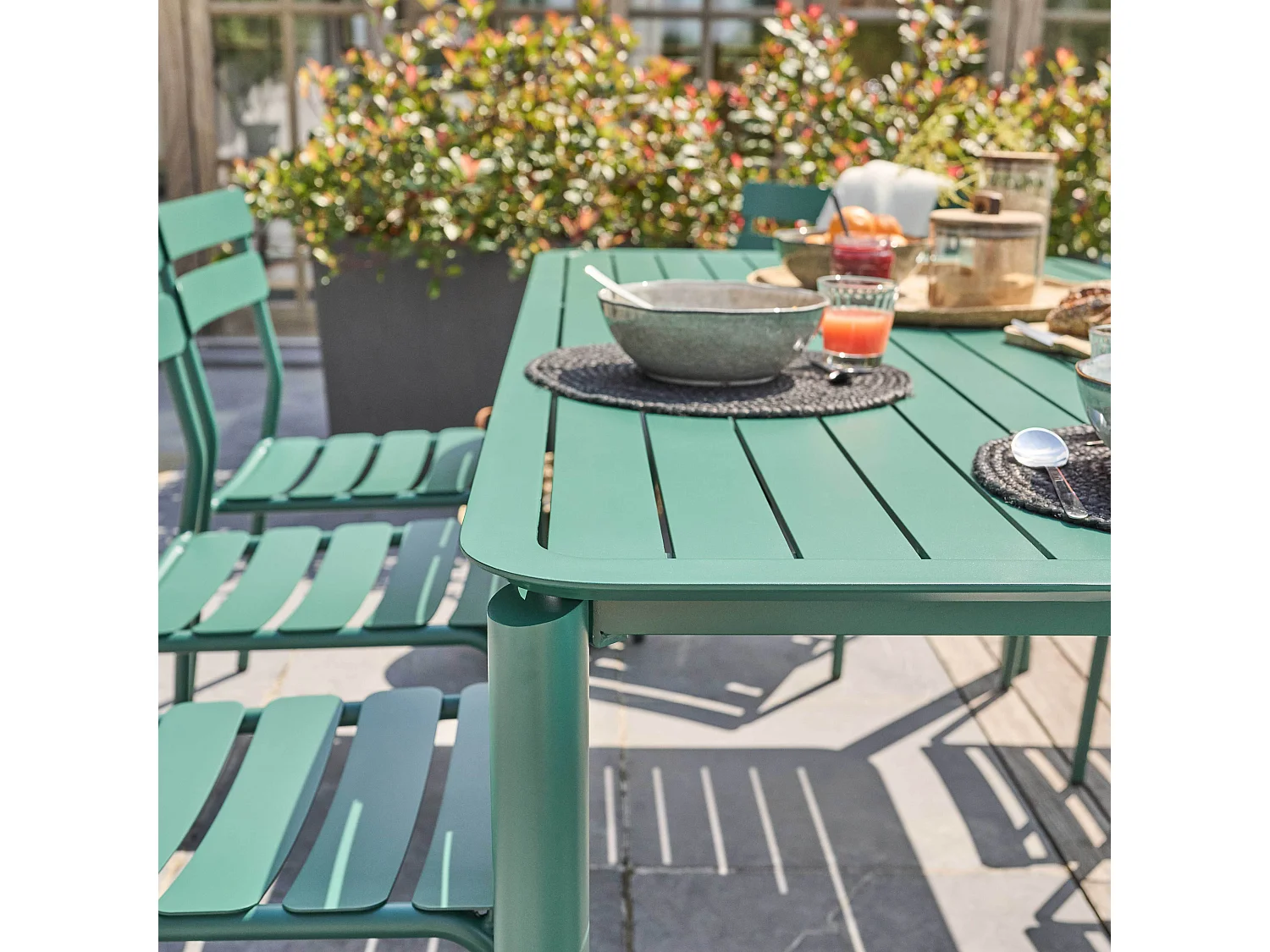 Ensemble table de jardin et 8 chaises vert foncé