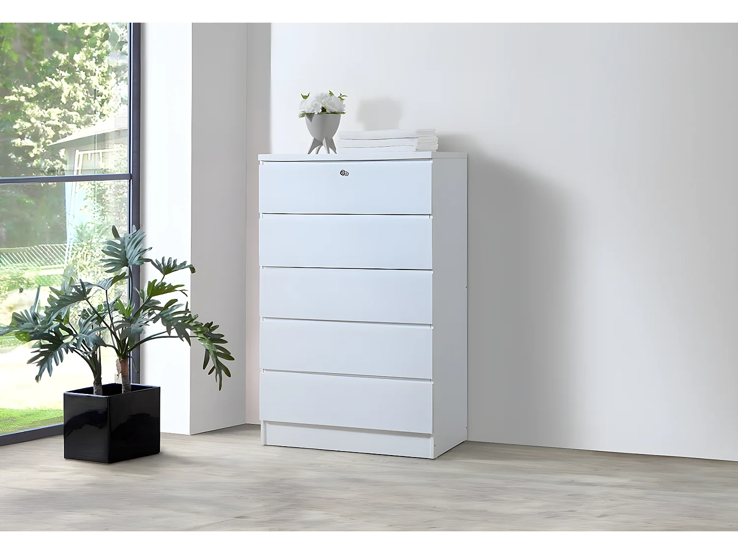 Cômoda Camiseiro Vitória 5 Gavetas com Fechadura, Branco 76x120cm