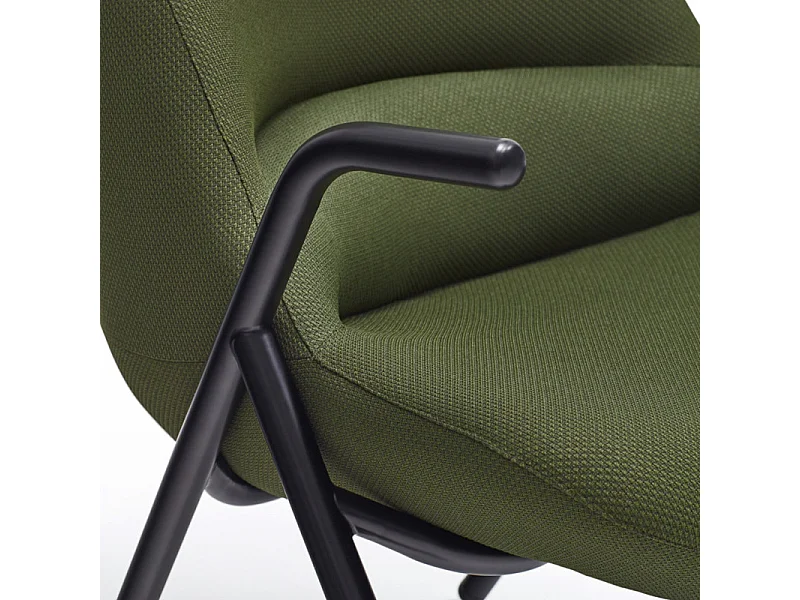 Fauteuil haut dossier pieds métal en tissu DINS