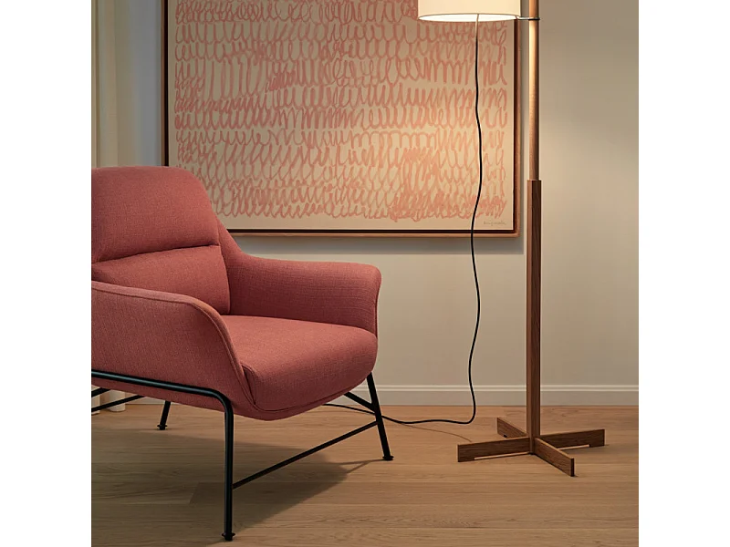 Fauteuil design en tissu pieds métal SADIRA