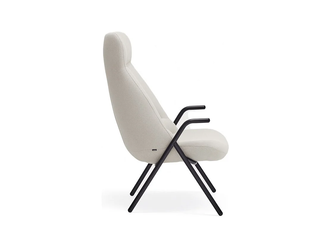 Fauteuil haut dossier pieds métal en tissu DINS