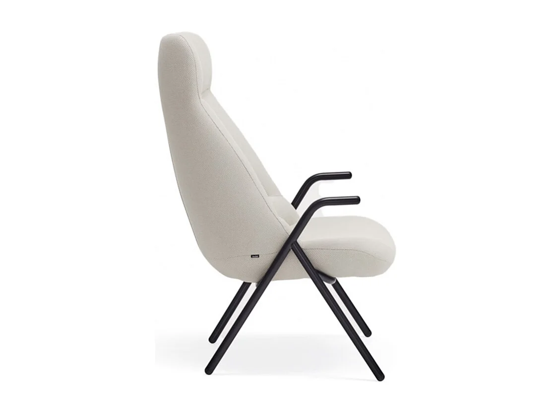 Fauteuil haut dossier pieds métal en tissu DINS