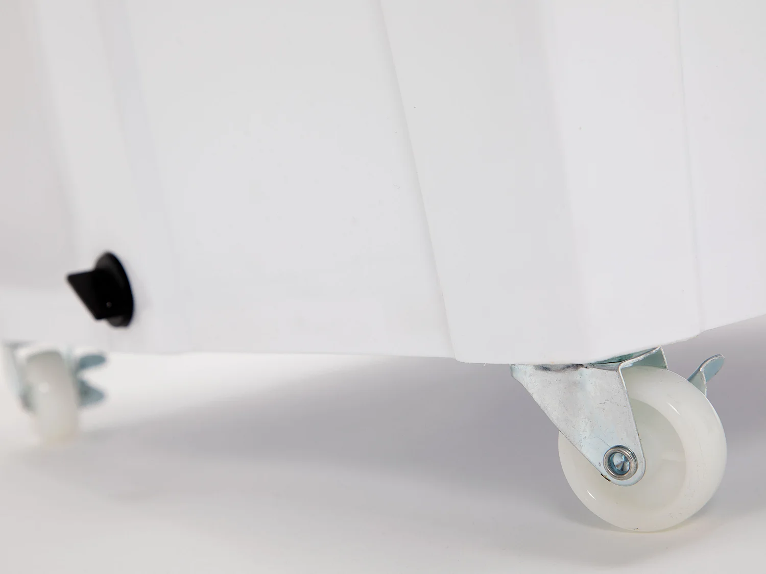 Rafraichisseur d'air par évaporation électronique à débit élevé