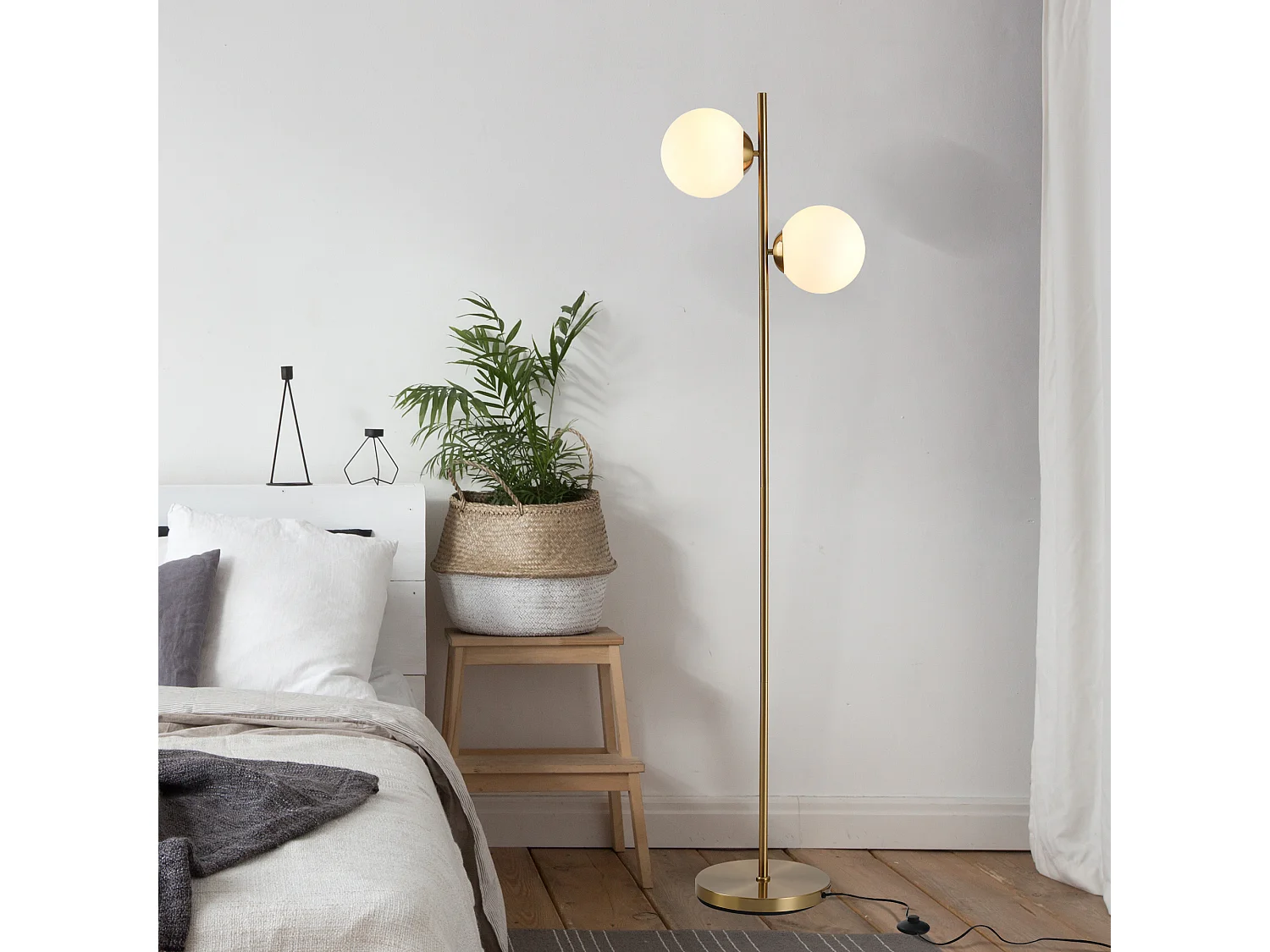 Lampadaire design néo-rétro 2 boules max. 40 W métal doré
