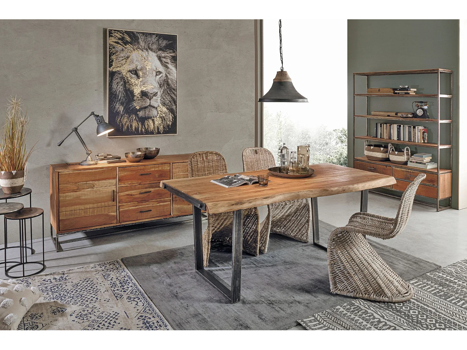 Table en bois massif et métal - CONNEMARA