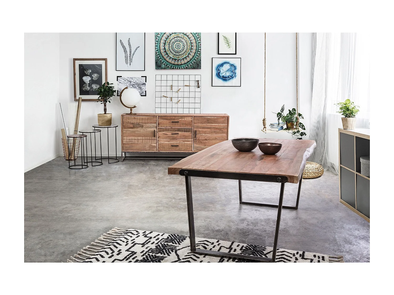 Buffet bas en bois d'acacia 2 portes 3 tiroirs bois et métal - MICHIGAN