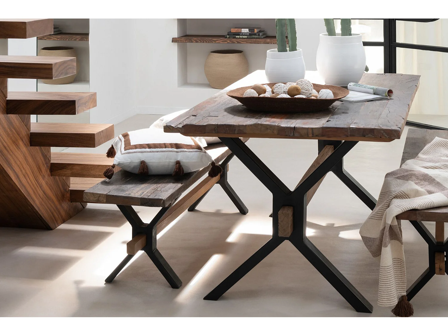 Table à Manger en Bois Vieilli "Fannie" 180cm Marron