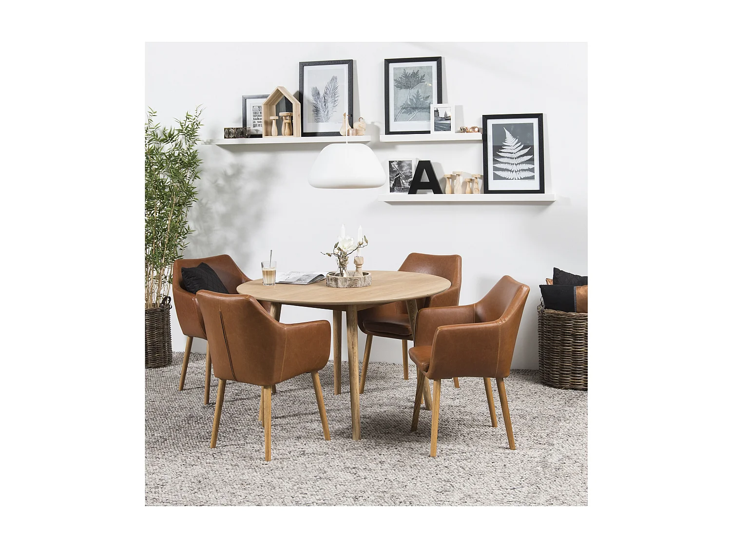 Table ronde en bois clair L120 - NOGANA