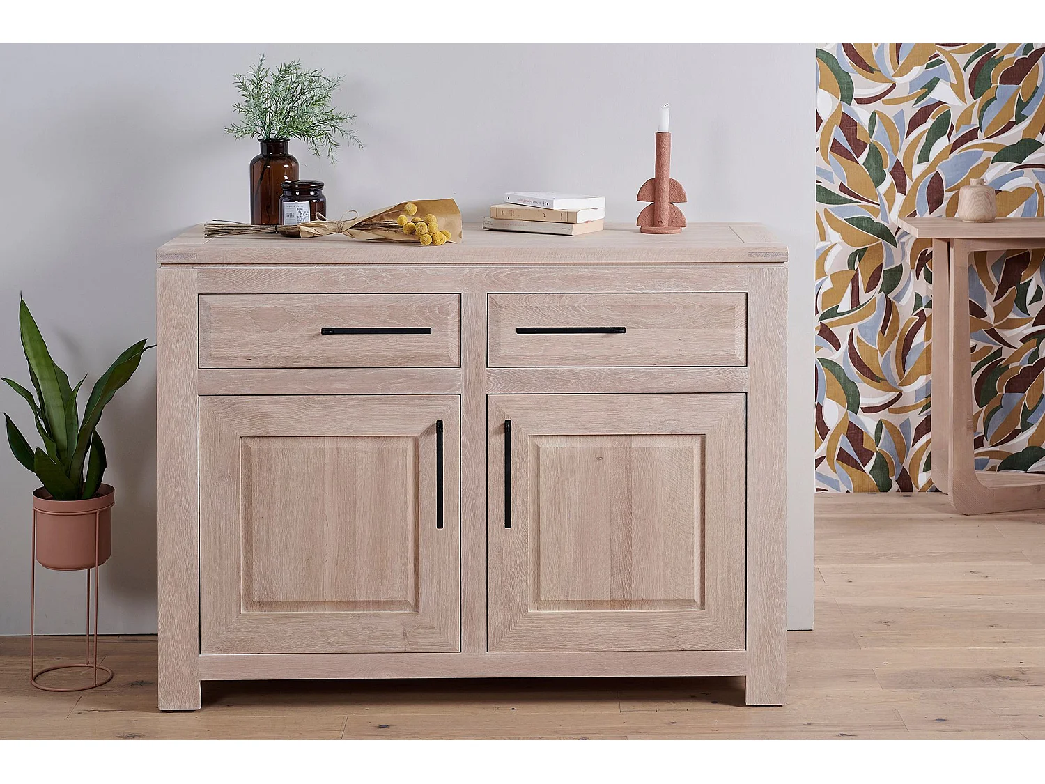 Buffet bas parisien moderne en chêne blanchi 2 portes 2 tiroirs - BOSTON