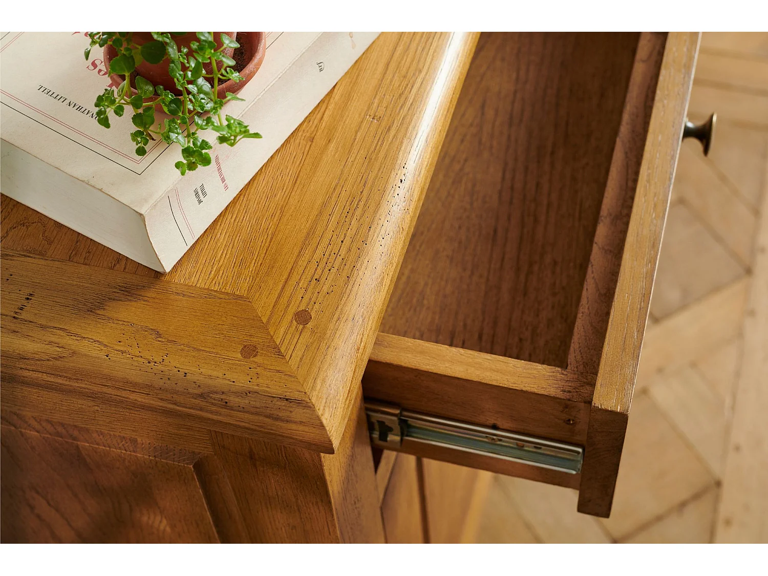 Buffet campagne 2 portes 4 tiroirs en chêne massif - KATELL