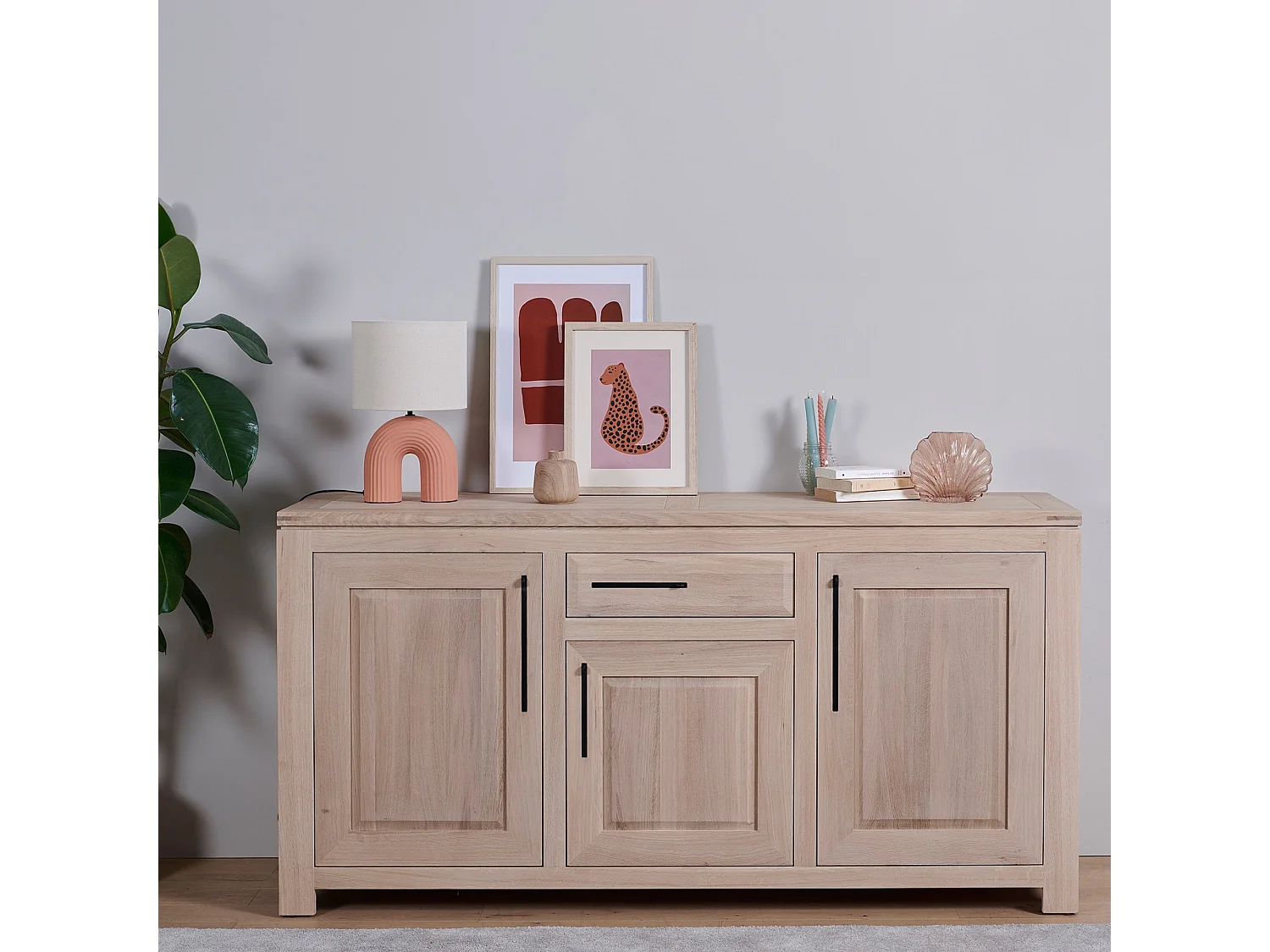 Buffet bas moderne en chêne blanchi 3 portes 1 tiroir - BOSTON