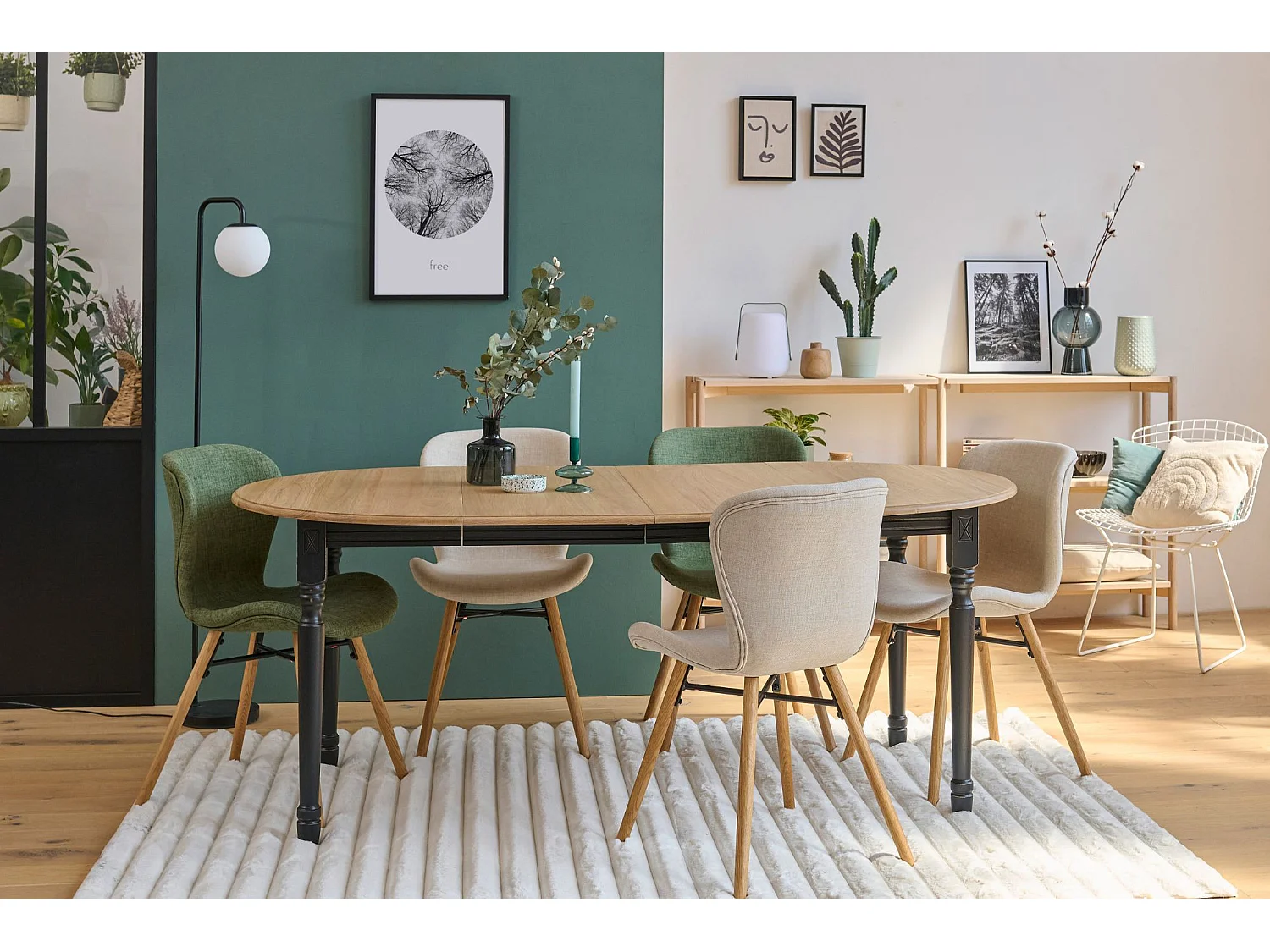 Table ronde en bois 6 pieds tournés D105 + 3 rallonges bois - VICTORIA