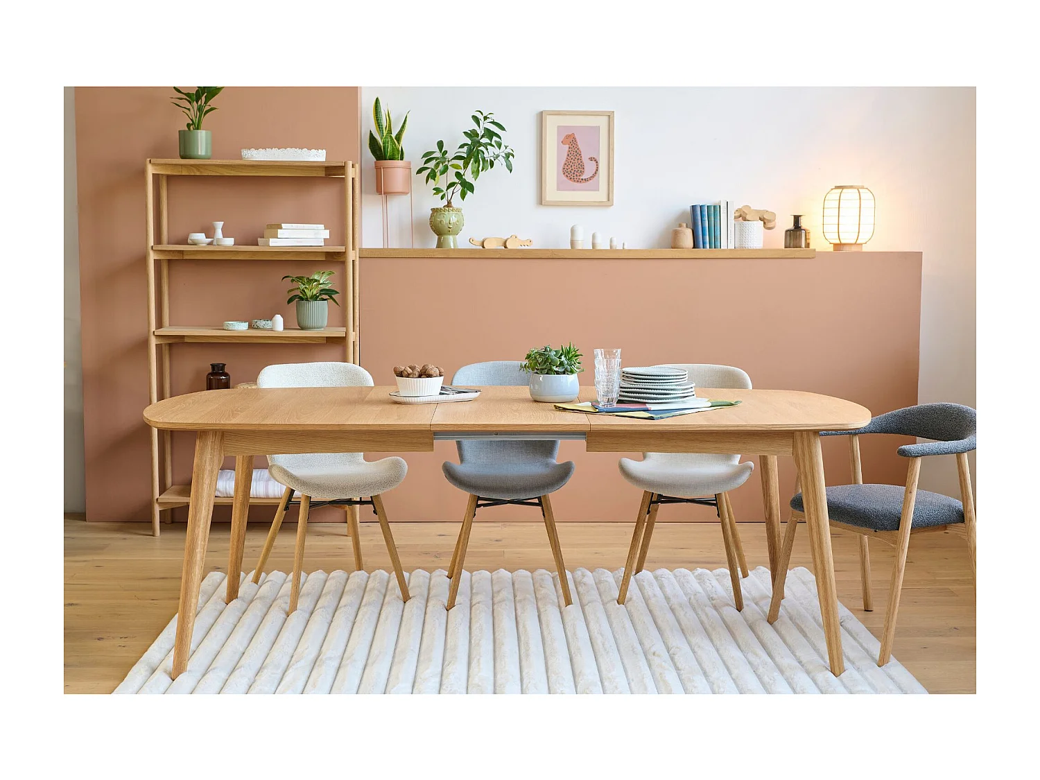 Table à manger ovale en bois + 2 allonges 8/12 places L180/270 - MARTINE