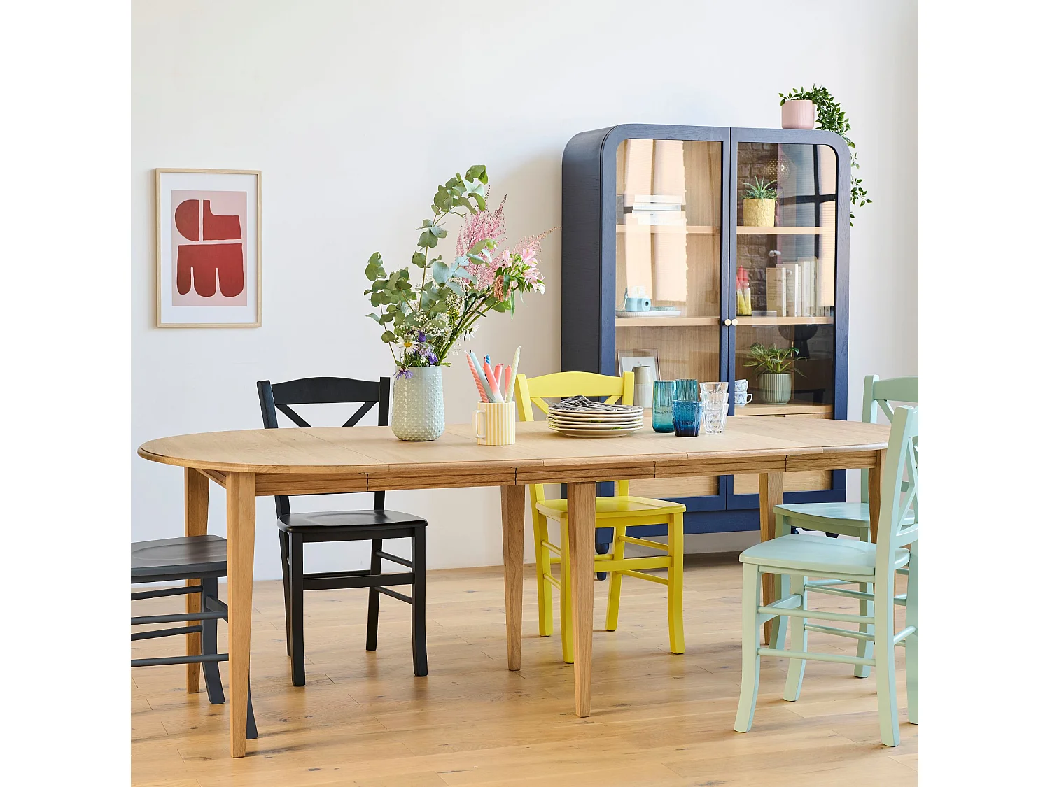 Table ronde 6 pieds fuseau D105 + 3 rallonges bois - VICTORIA