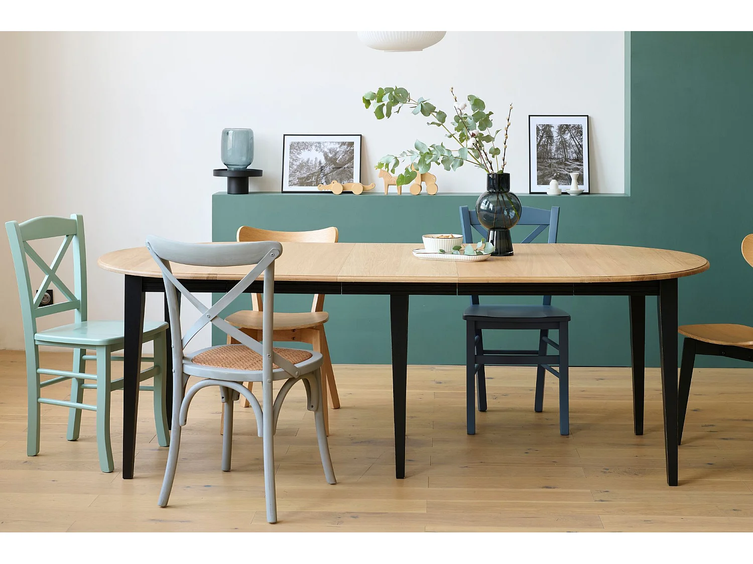 Table ronde 6 pieds fuseau D115 + 3 rallonges bois - VICTORIA