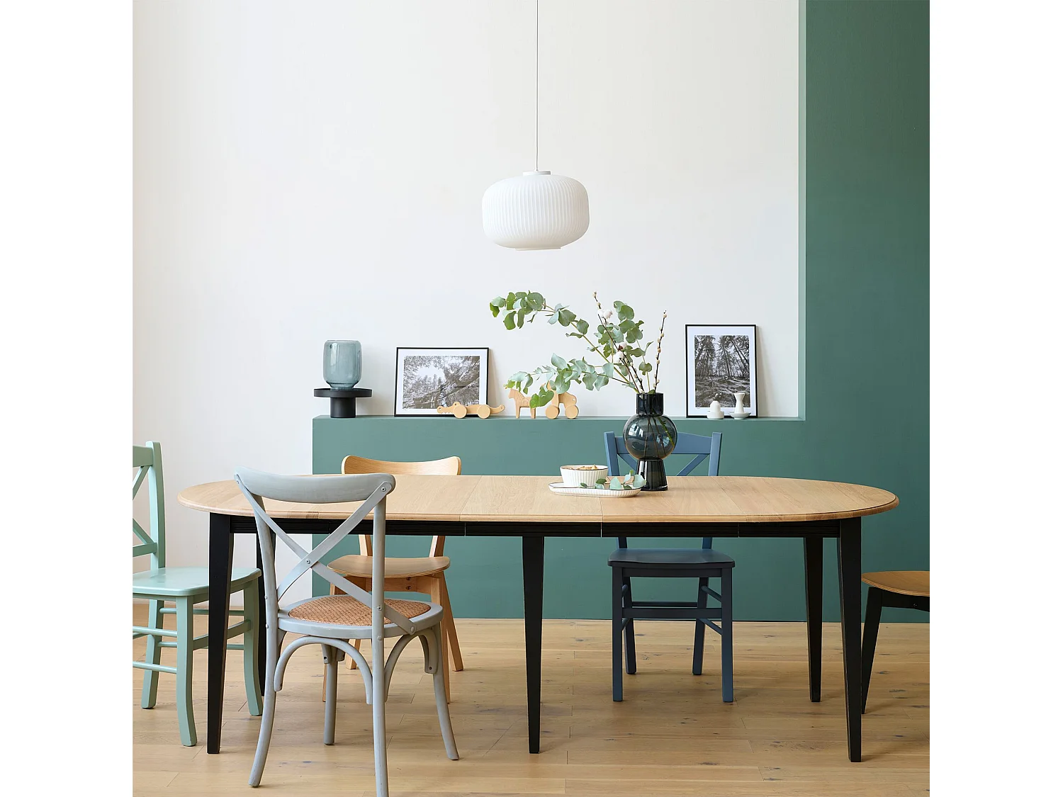 Table ronde 6 pieds fuseau D115 + 3 rallonges bois - VICTORIA