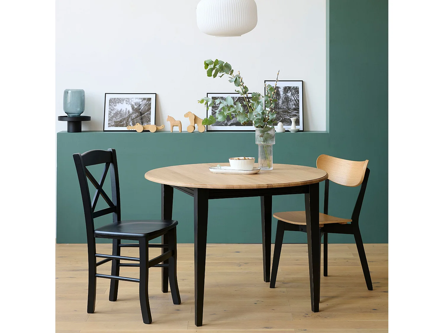 Table ronde 6 pieds fuseau D115 + 3 rallonges bois - VICTORIA