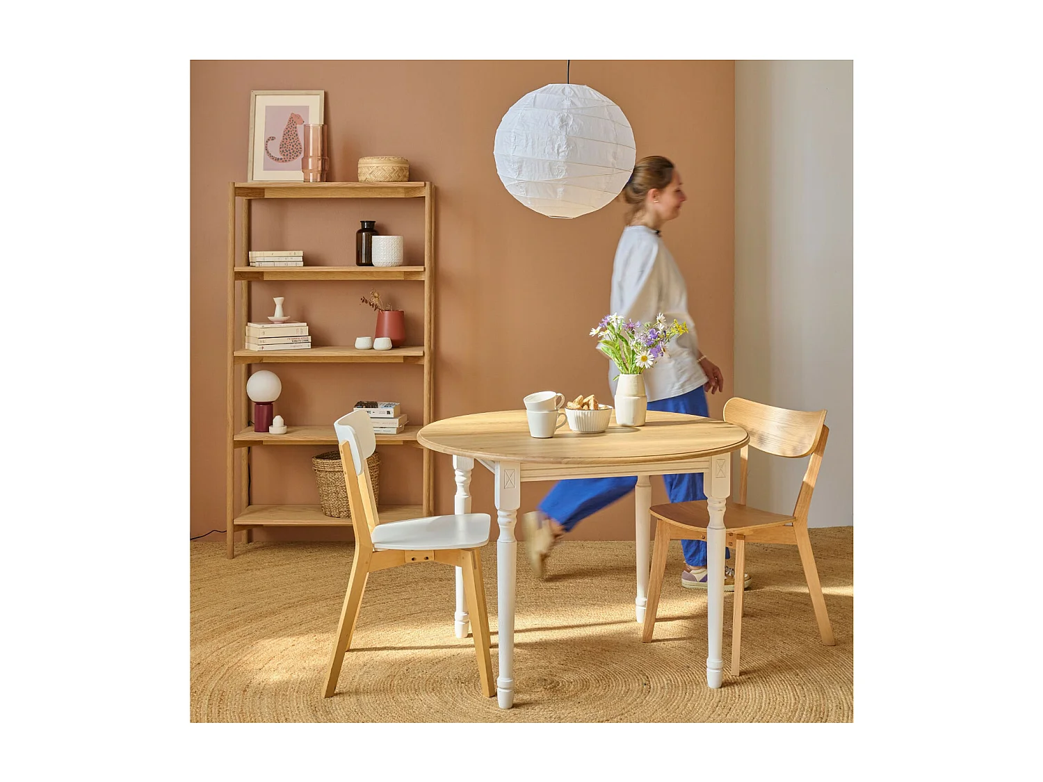 Table ronde 6 pieds tournés D115 + 3 rallonges bois - VICTORIA