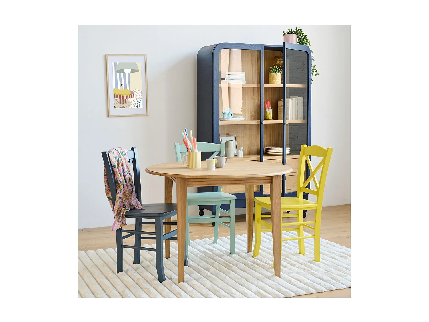 Table ronde extensible bois D105 avec 1 allonge et pieds fuseau - VICTORIA