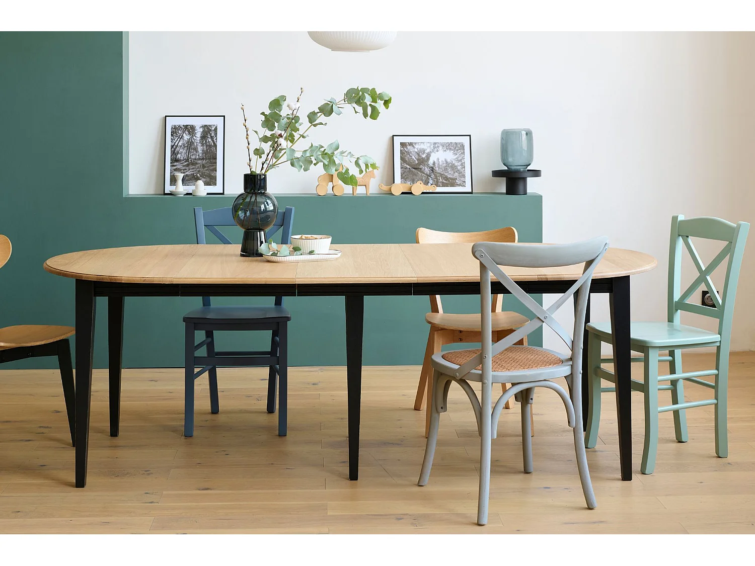 Table ronde 6 pieds fuseau D105 + 3 rallonges bois - VICTORIA