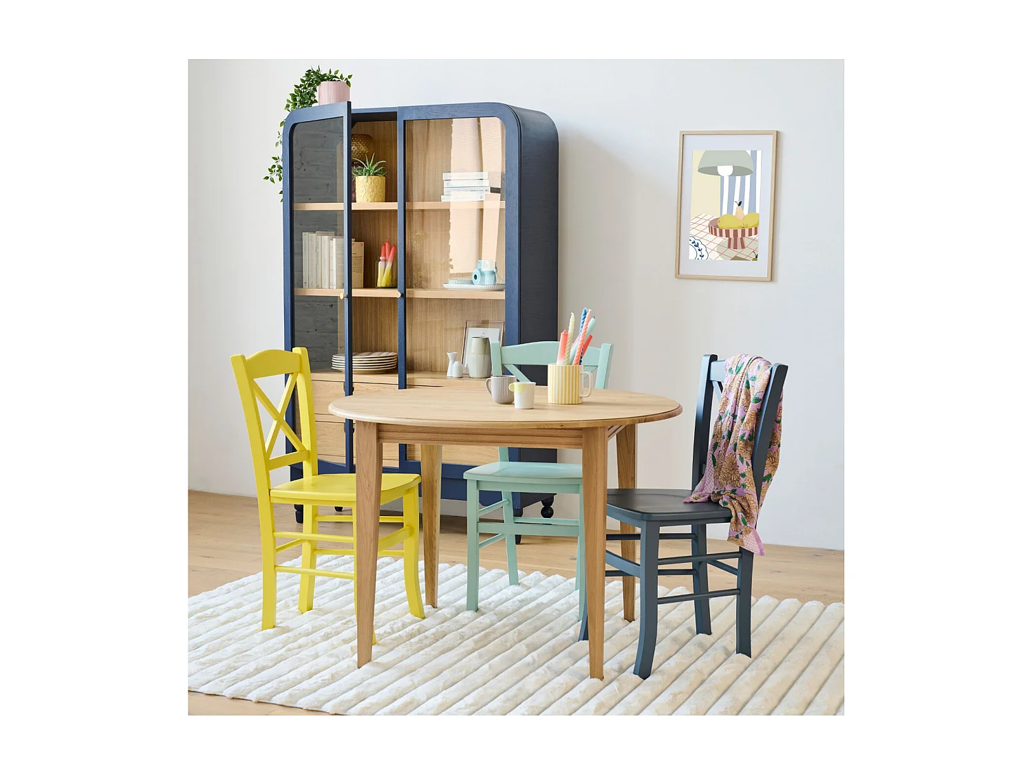 Table ronde bois D115 cm avec 1 allonge et Pieds fuseau - VICTORIA